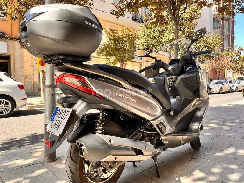 Kymco Grand Dink 300 – Vista 5
