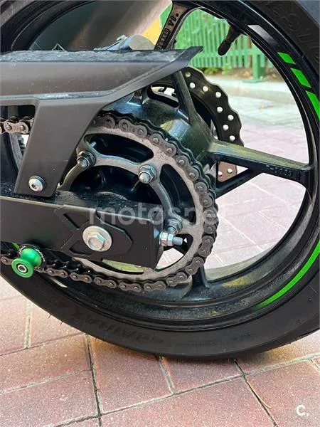Kawasaki Ninja 400 – Vista 11