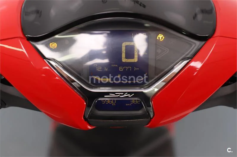 Honda SH 125i – Vista 5