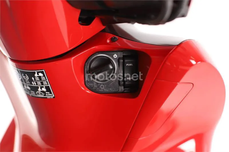 Honda SH 125i – Vista 8