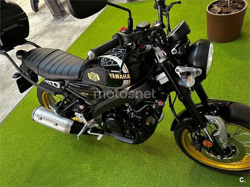 Yamaha XSR 125 – Vista 8