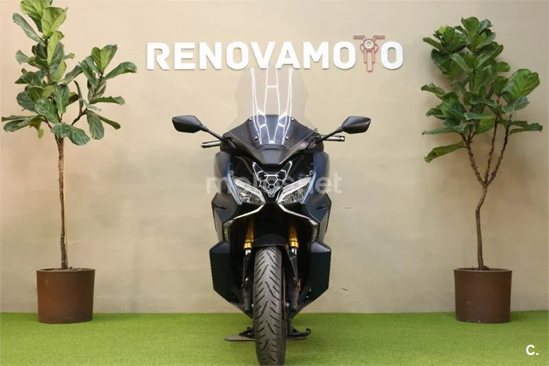 Honda Forza 750 – Vista 5