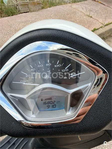 Piaggio Liberty 125 – Vista 3