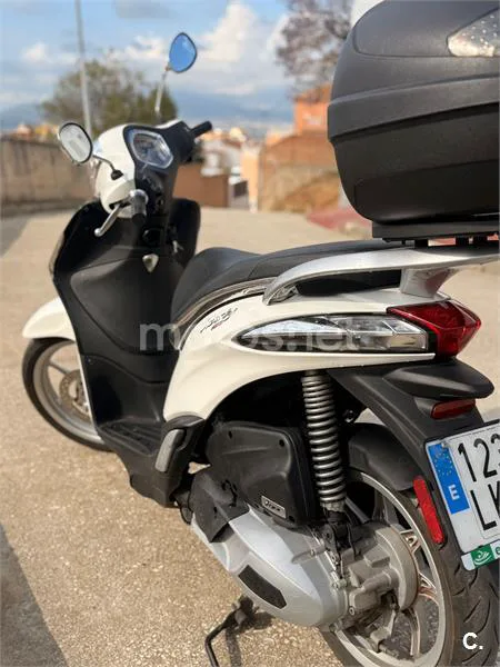 Piaggio Liberty 125 – Vista 4