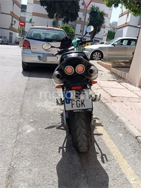 Suzuki GSR 600 – Vista 5