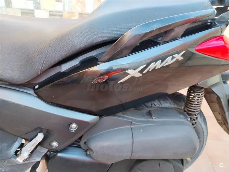 Yamaha XMAX 250 – Vista 8