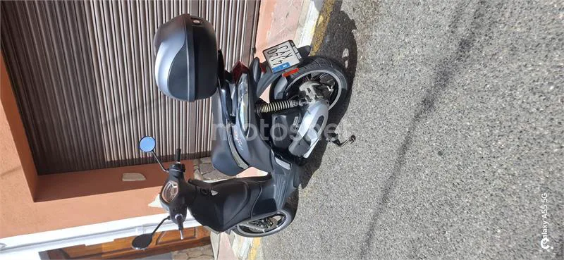 Piaggio LIBERTY – Vista 3