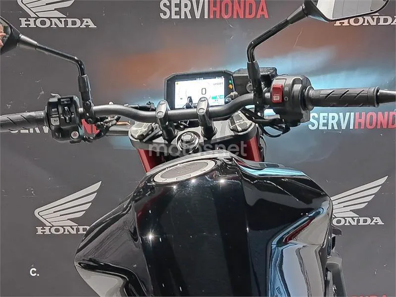Honda CB 750 Hornet – Vista 5