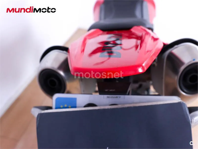 Ducati Hypermotard – Vista 20