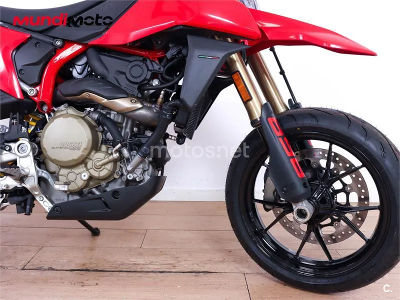 Ducati Hypermotard – Vista 24