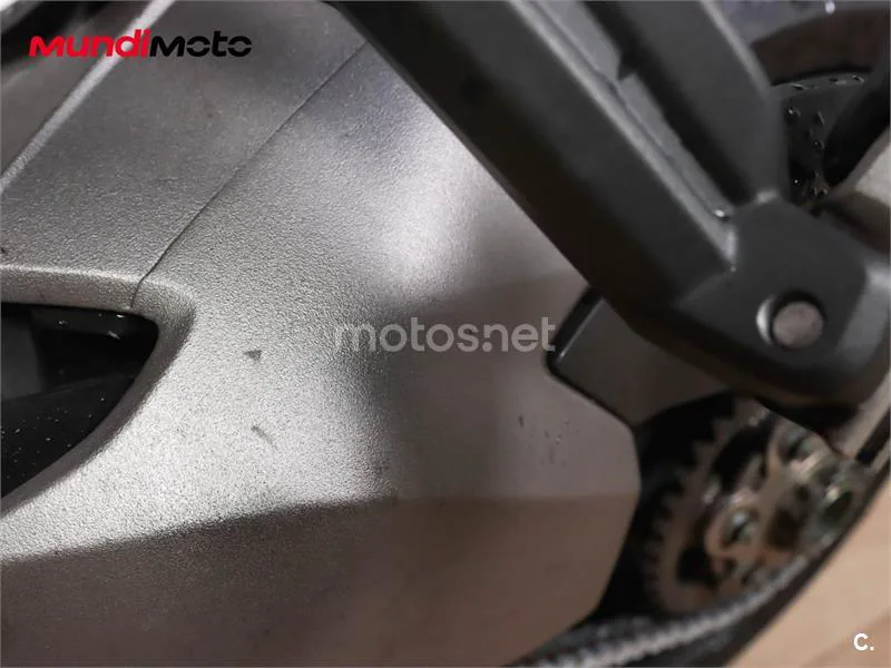 Ducati Monster 1200 S – Vista 16