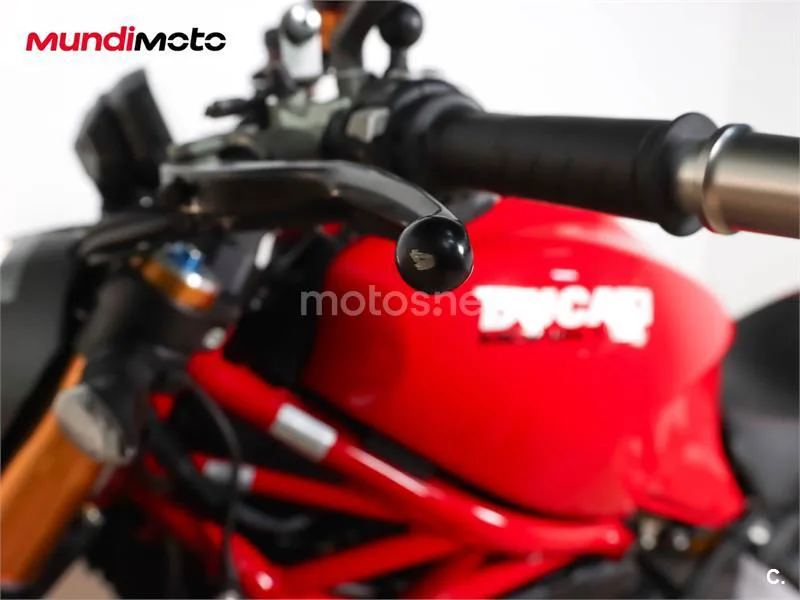 Ducati Monster 1200 S – Vista 19
