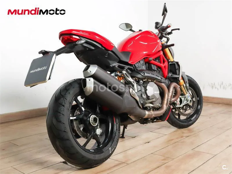 Ducati Monster 1200 S – Vista 3