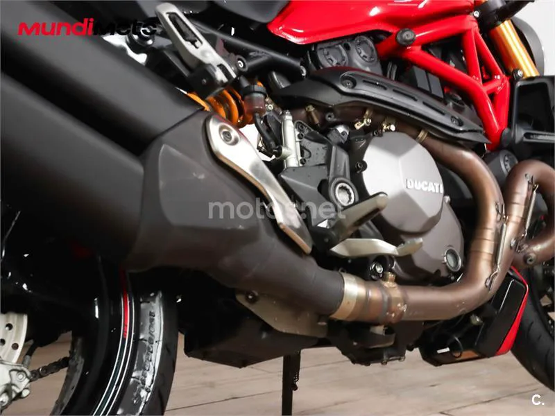 Ducati Monster 1200 S – Vista 4