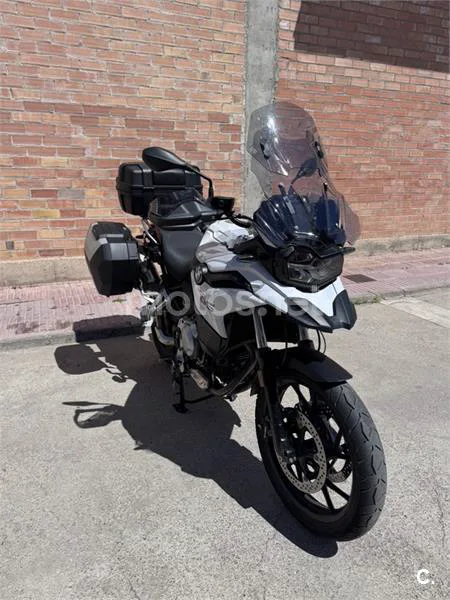 BMW F 750 – Vista 2