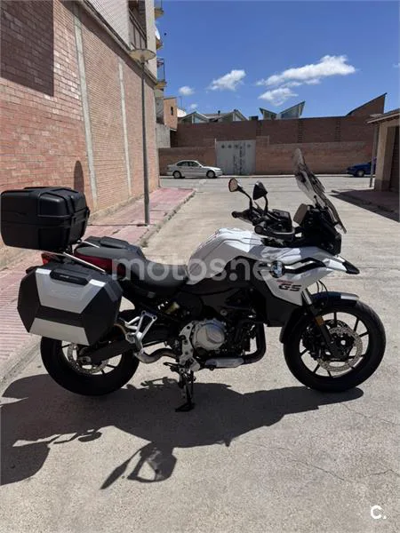 BMW F 750 – Vista 6