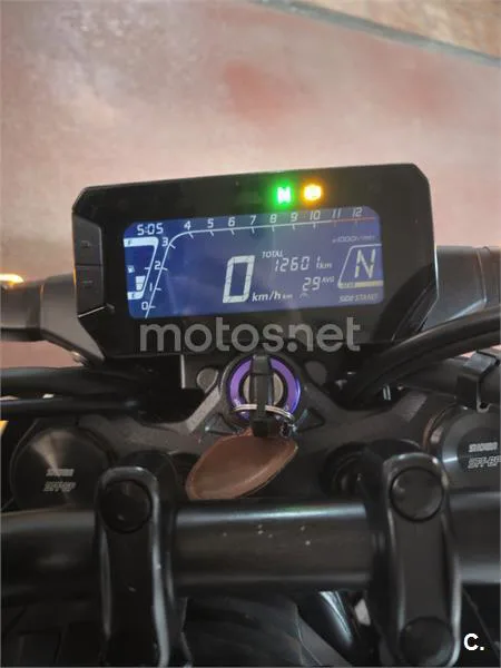 Honda CB 125 R – Vista 6