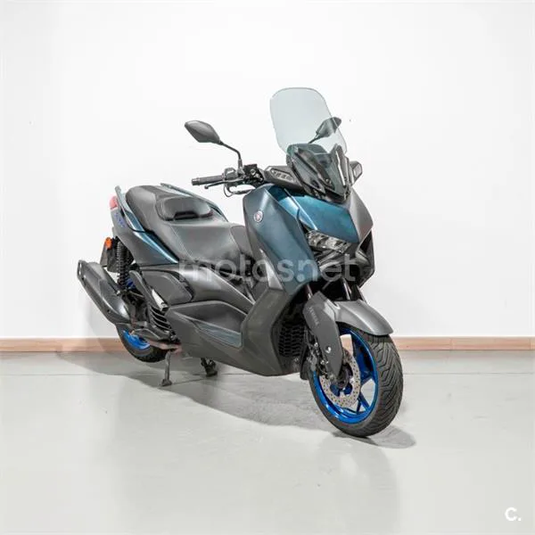 Yamaha XMAX 125 – Vista 20