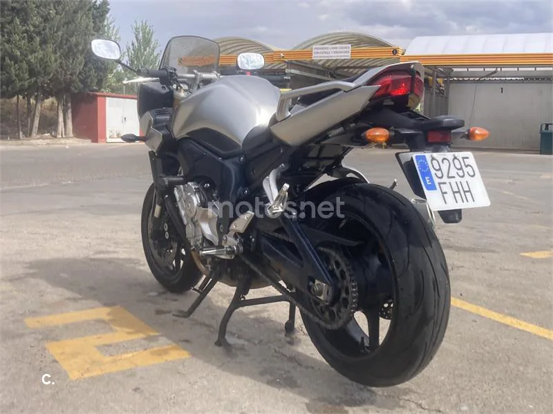 Yamaha FZ1 S FAZER – Vista 2
