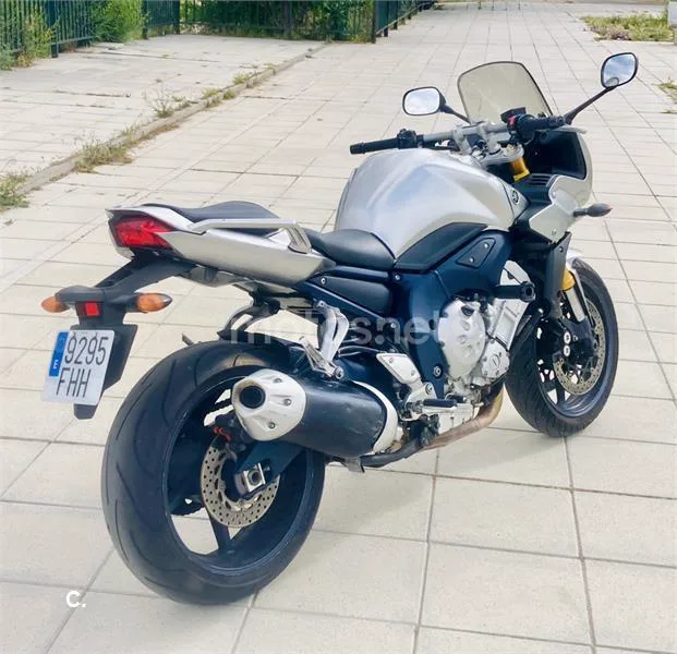 Yamaha FZ1 S FAZER – Vista 4