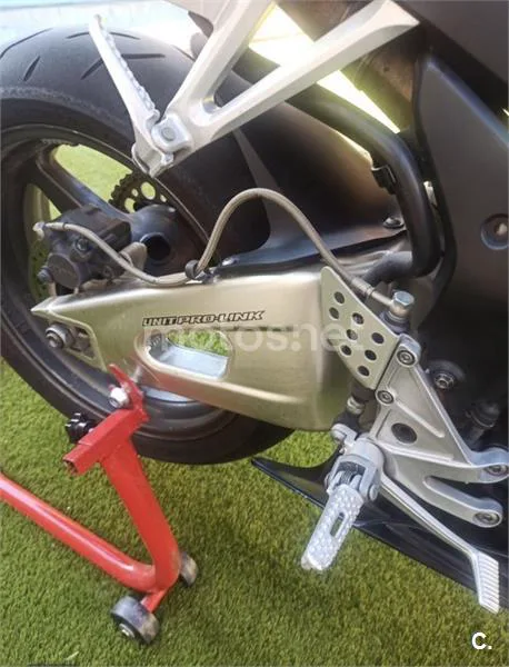 Honda CBR600RR - Vista 6