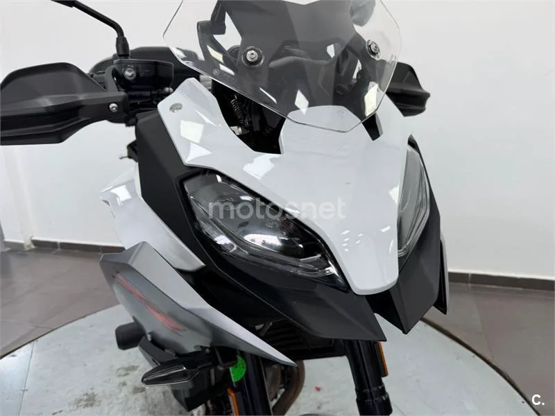 BMW F 900 XR – Vista 13
