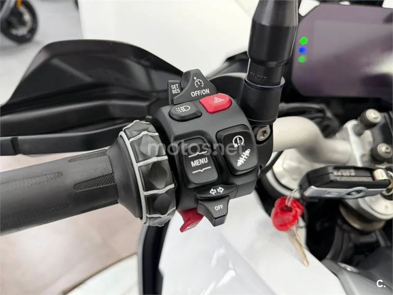 BMW F 900 XR – Vista 15