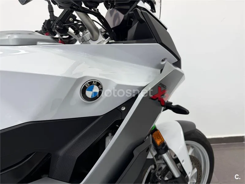 BMW F 900 XR – Vista 9
