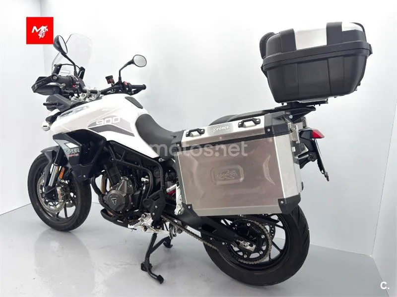Triumph Tiger 900 – Vista 17