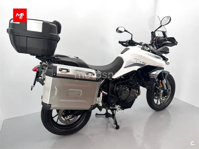 Triumph Tiger 900 – Vista 4