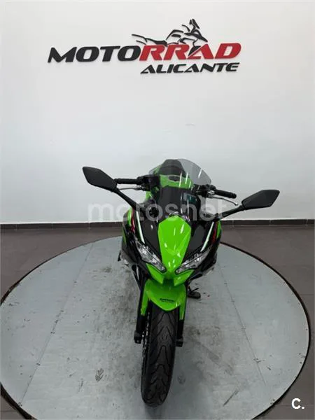 Kawasaki Ninja 650 – Vista 16