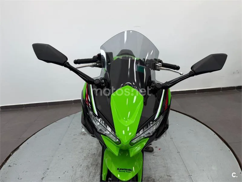 Kawasaki Ninja 650 – Vista 20