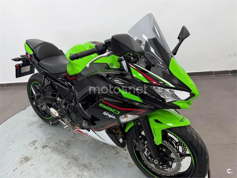 Kawasaki Ninja 650 – Vista 22