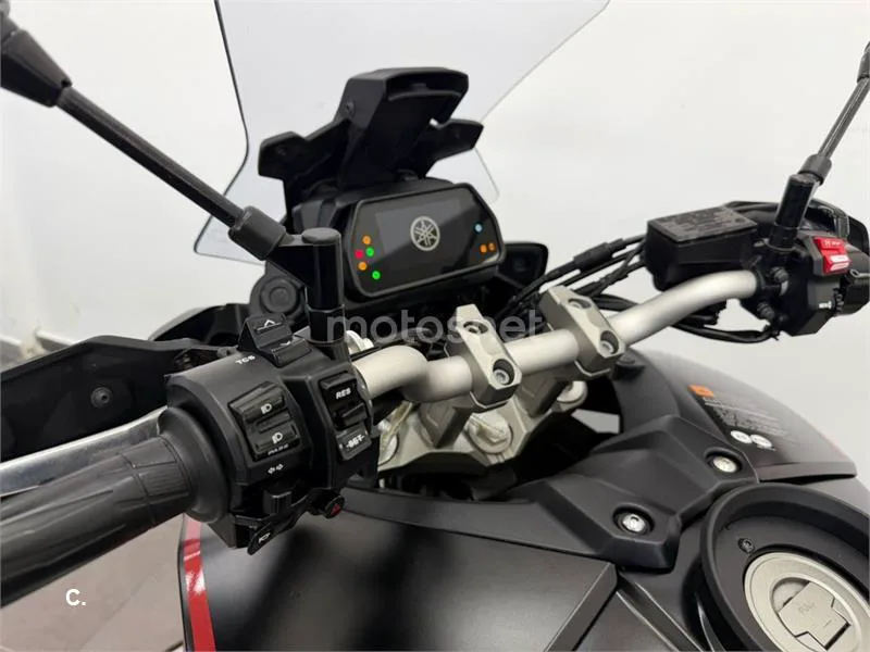 Yamaha Tracer 900 – Vista 14