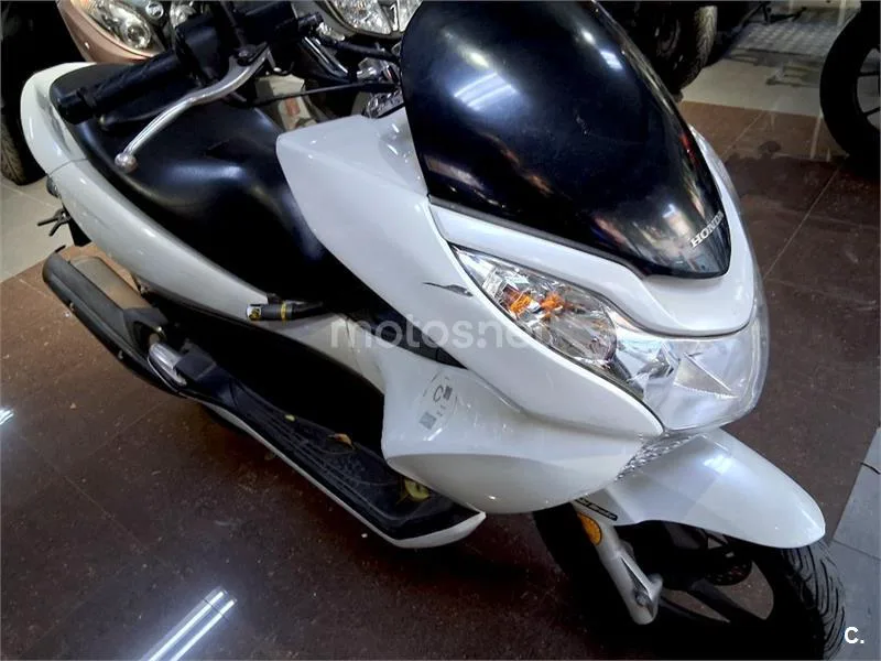 Honda PCX 125 – Vista 13