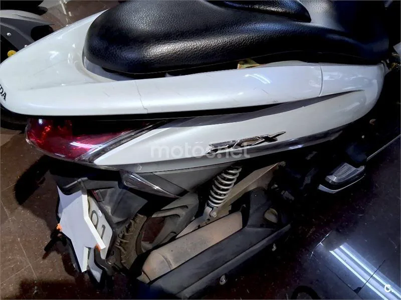 Honda PCX 125 – Vista 14
