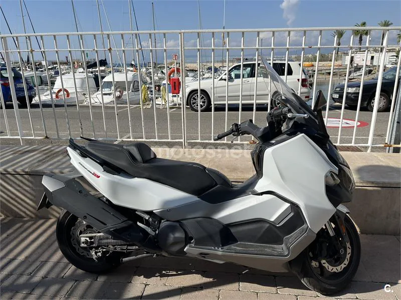 SYM MAXSYM TL 500 – Vista 3