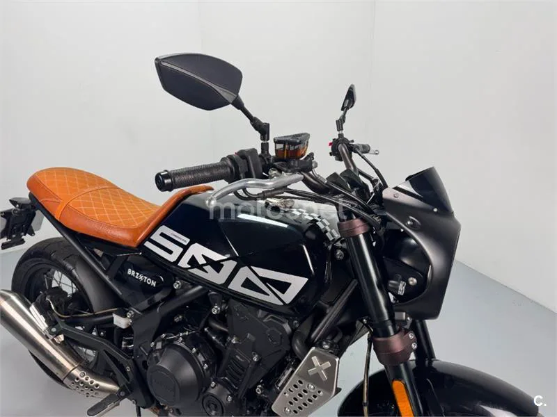 Brixton Crossfire 500 – Vista 3