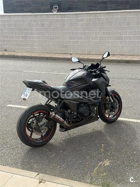 Kawasaki Z 800e – Vista 4