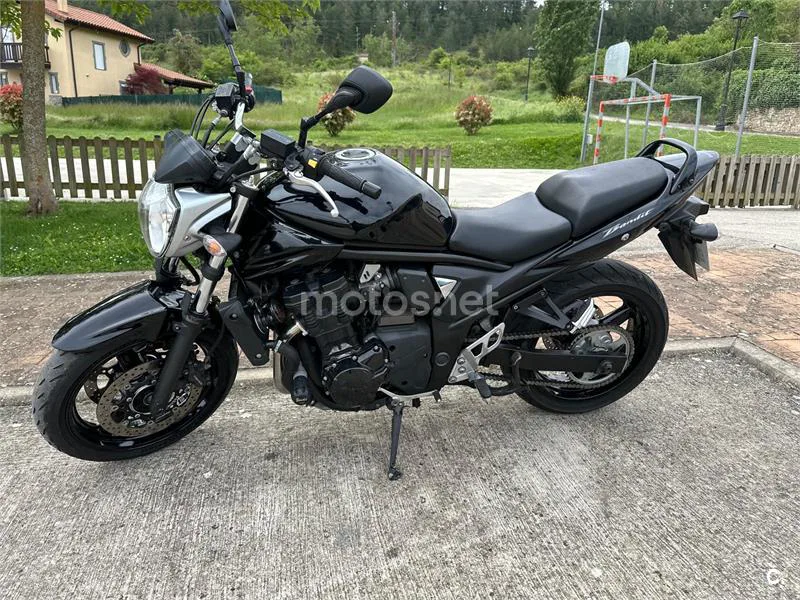 Suzuki Bandit 650 – Vista 3