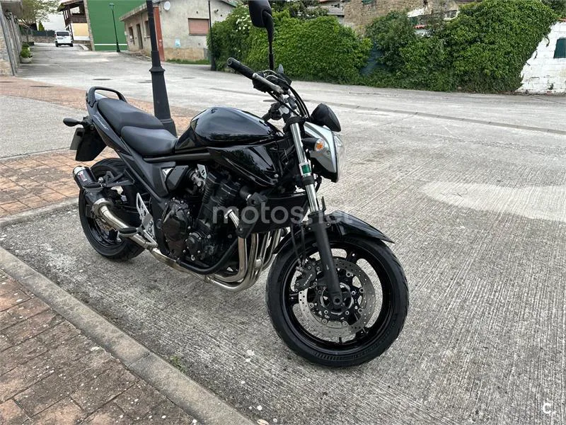 Suzuki Bandit 650 – Vista 6