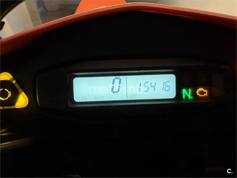KTM 690 SMC R – Vista 2