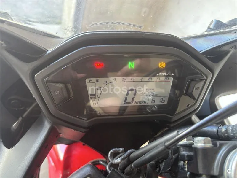 Honda CBR 500 R – Vista 12