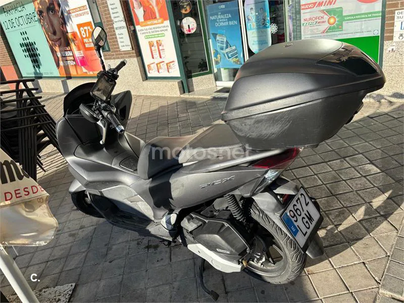 Honda PCX 125 – Vista 2