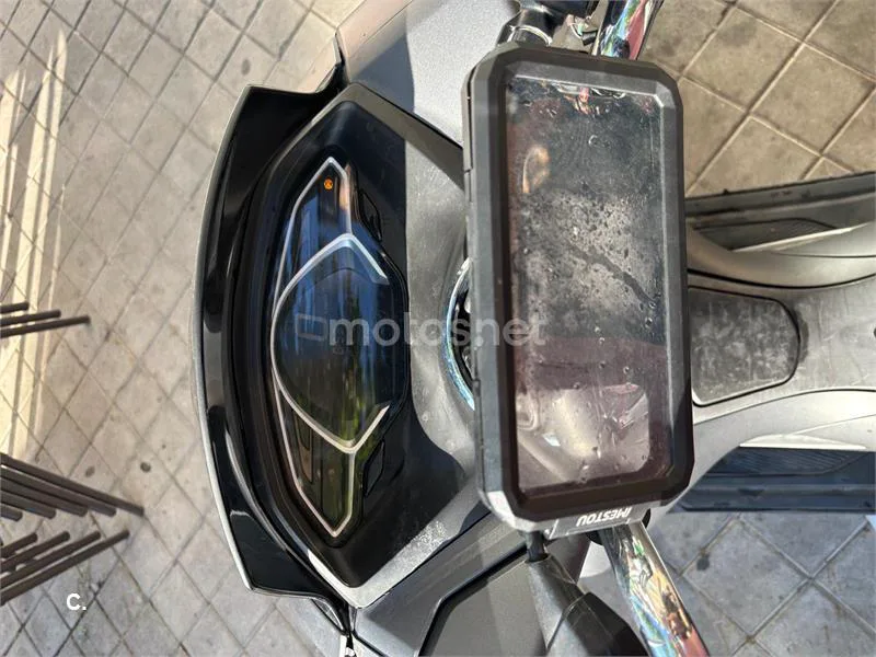 Honda PCX 125 – Vista 3