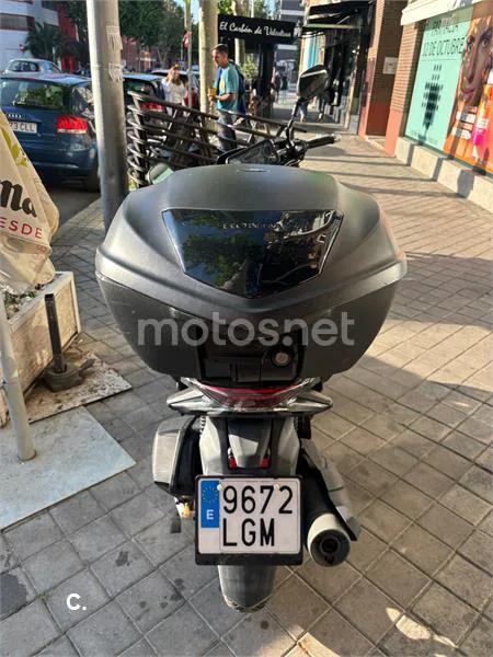 Honda PCX 125 – Vista 5