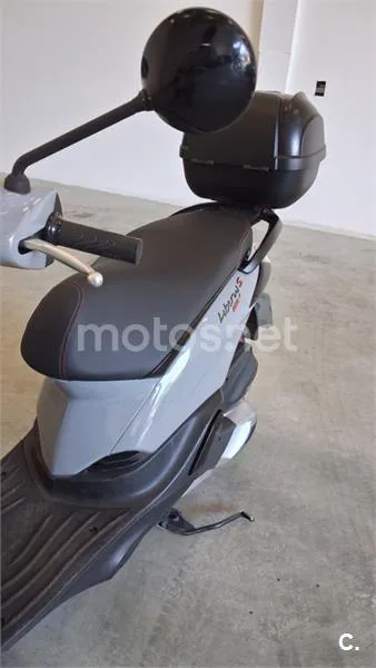 Piaggio Liberty 125 – Vista 4