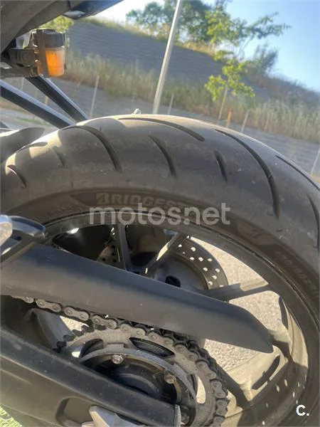 Yamaha MT-07 – Vista 8