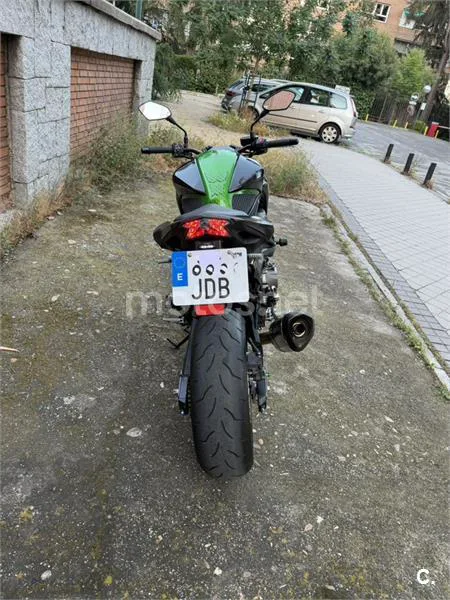 Kawasaki Z 800e – Vista 4