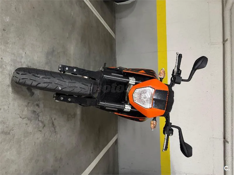 KTM 690 Duke – Vista 4